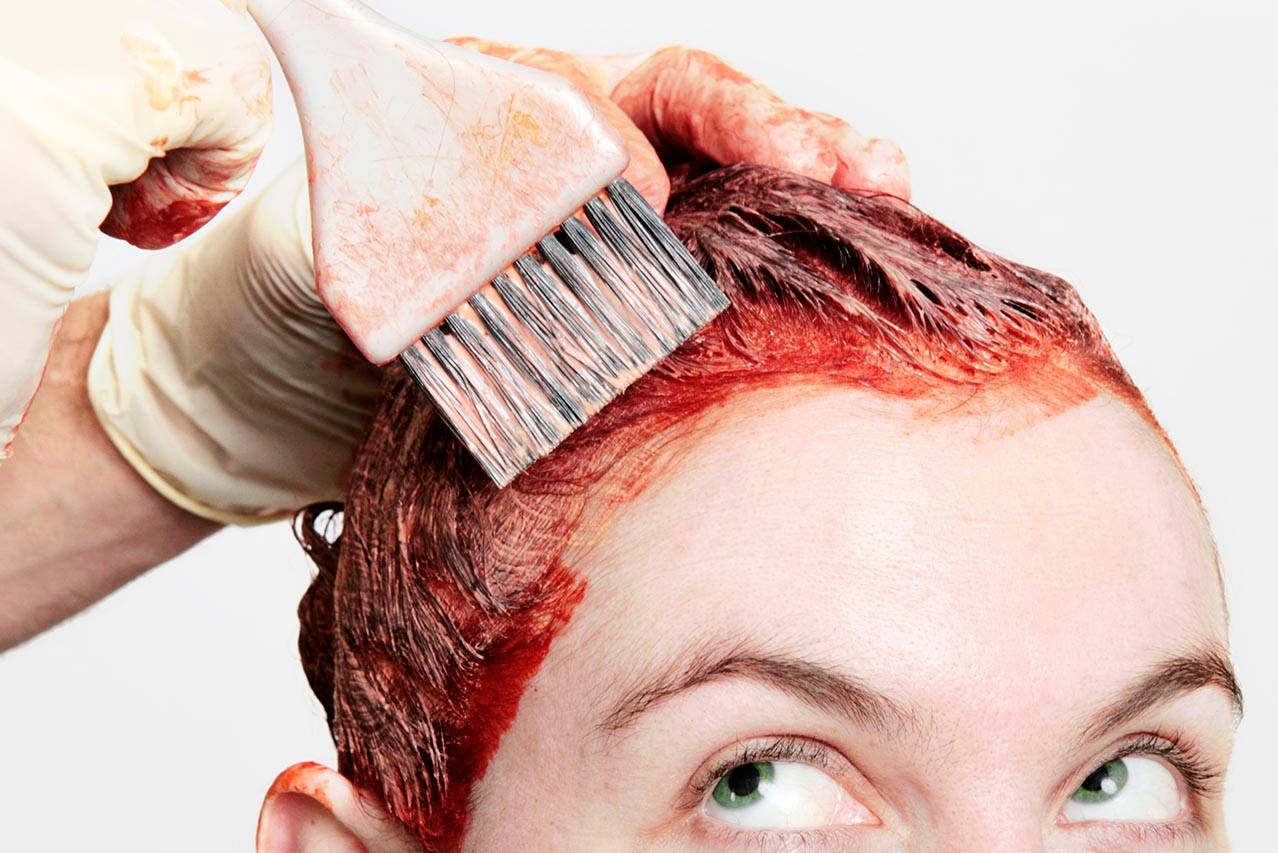 Как избавиться при окрашивании от жирности волос