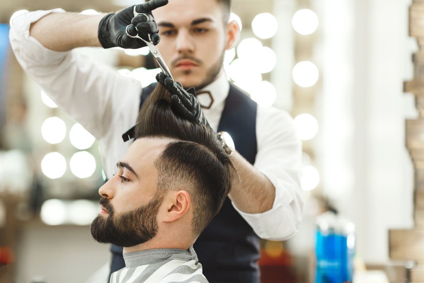 Вакансия парикмахера мужской стрижки в москве